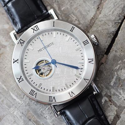 Zeitlose außerirdische Meteoriten Uhr 45 mm automatische Lederuhr